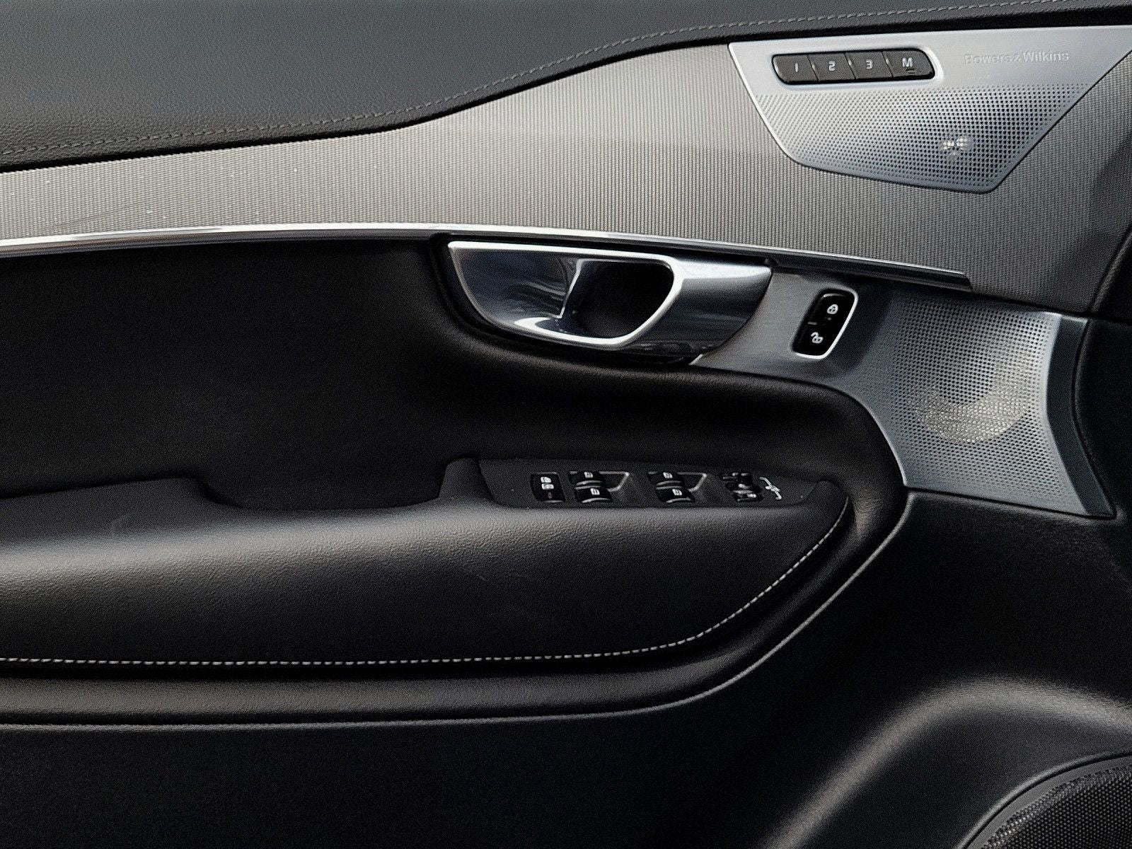 Volvo XC90 R Design AWD Plus Dark PANO|B&W|HUD|360°