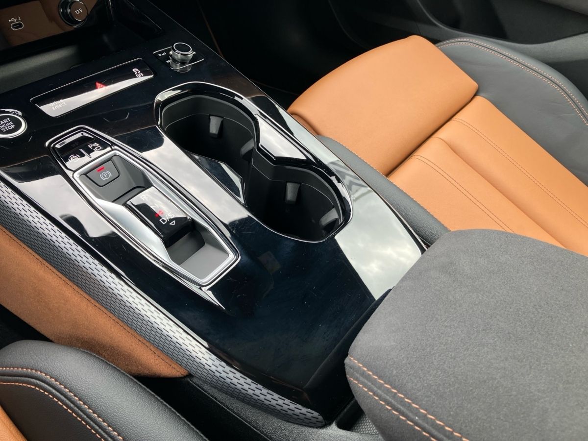 Audi A5 Avant S-LINE QUATTRO TDI 204PS.STRONIC.MATRIX