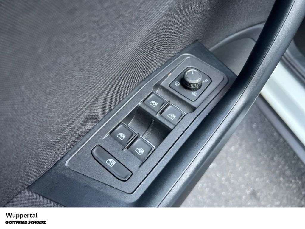 Volkswagen T-Roc 2.0 TSI R-Line 4M DSG - Samsaru's Car Outlet