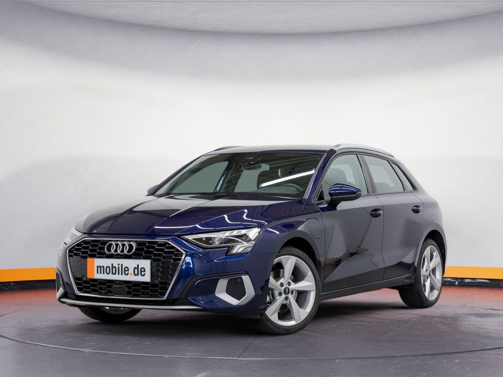 Audi A3 Sportback 40 TFSIe ADVANCED - Samsaru's Car Outlet