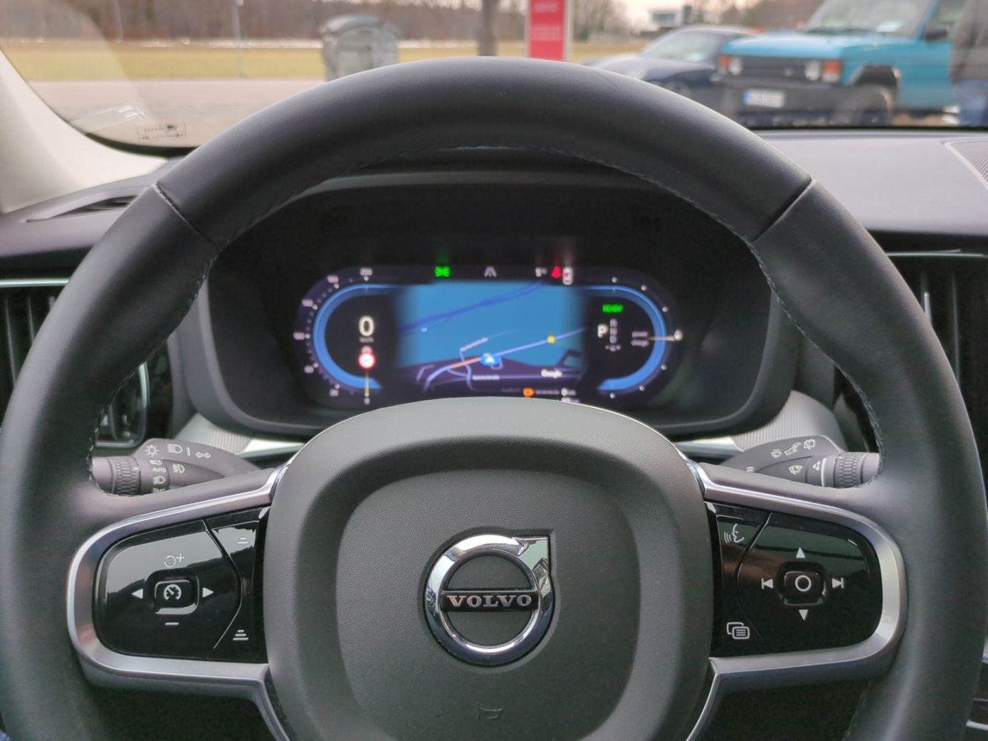 Volvo XC60 Plus Dark Recharge Plug-In Hybrid AWD T6 St