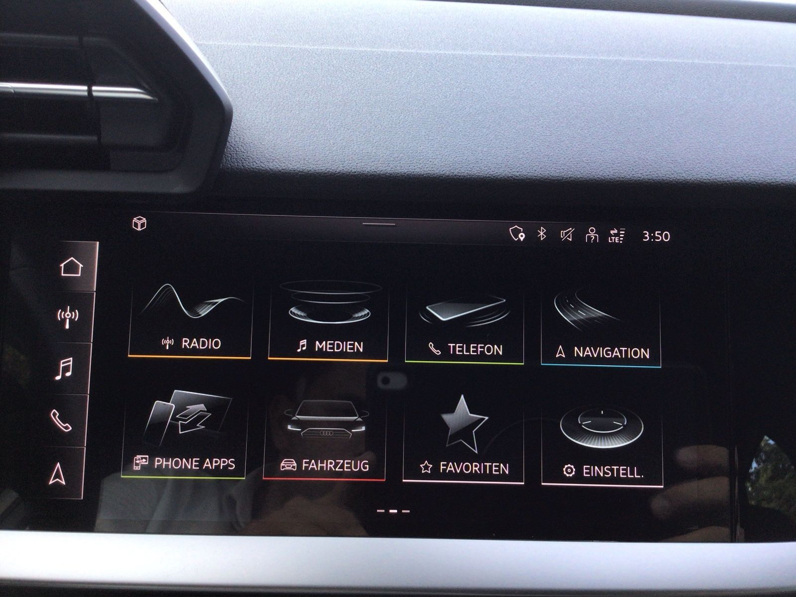 Audi A3 Sportback 40 TFSIe LM17 SPORTSITZE INTERFACE