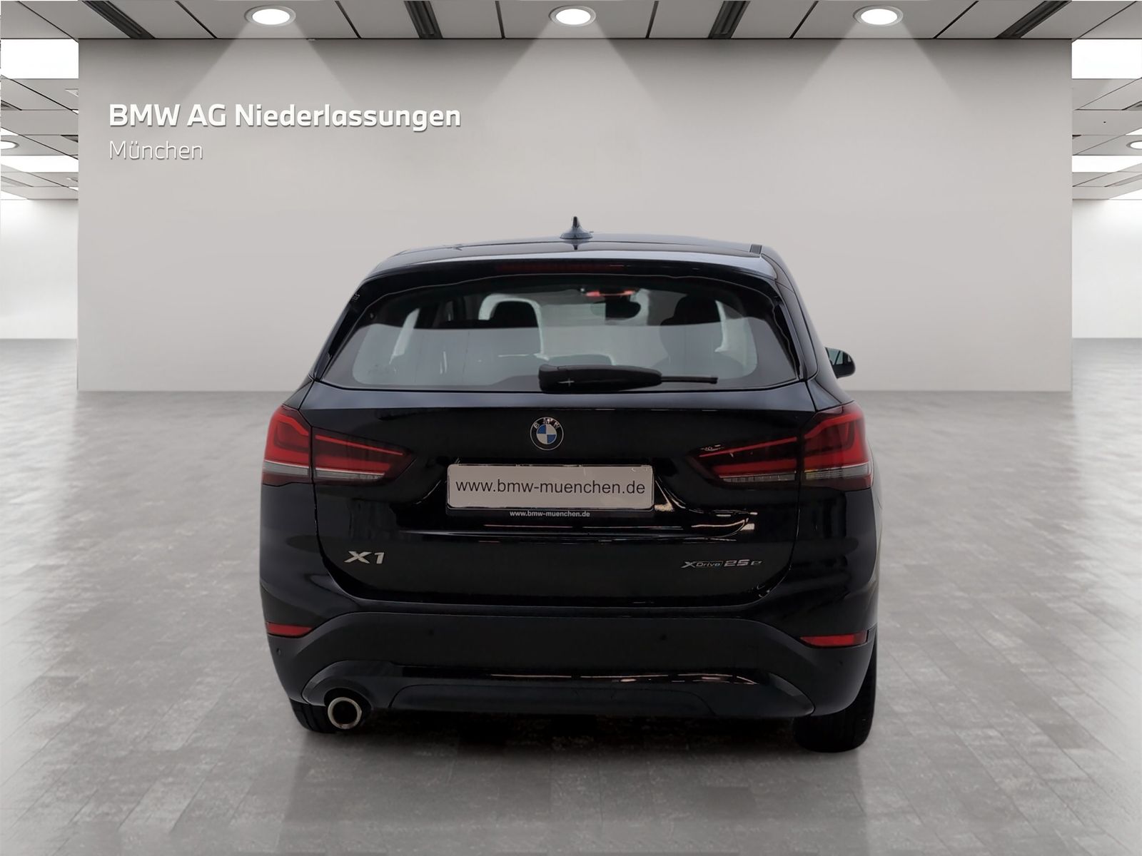 BMW X1 xDrive25e - Samsaru's Car Outlet