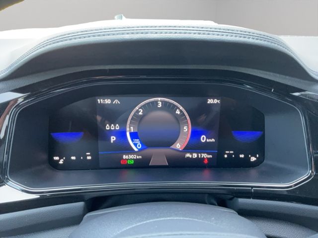Volkswagen T-Roc 2.0 TDI DSG R-Line Black - Samsaru's Car Outlet