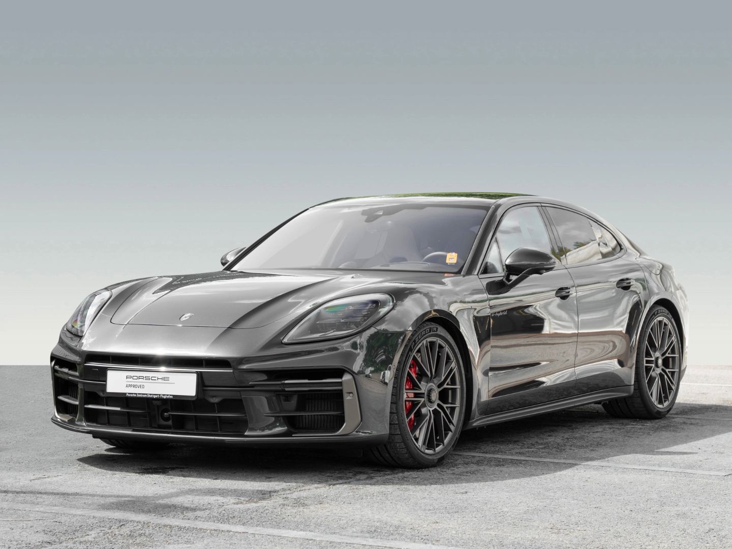 Porsche Panamera Turbo E-Hybrid Surround View Nachtsicht