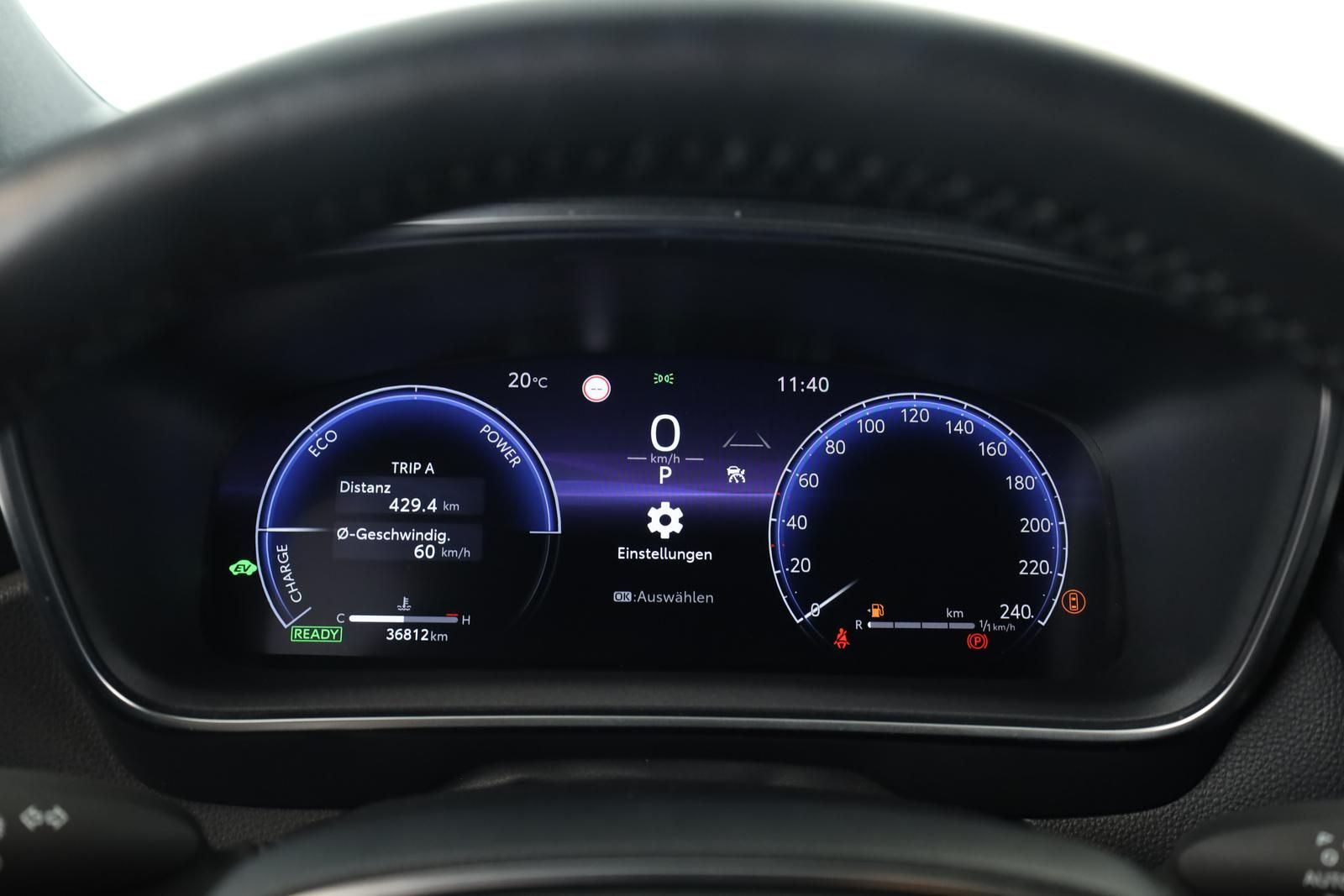 Toyota Corolla Touring Sports 1.8 CVT Team D Navi Kam