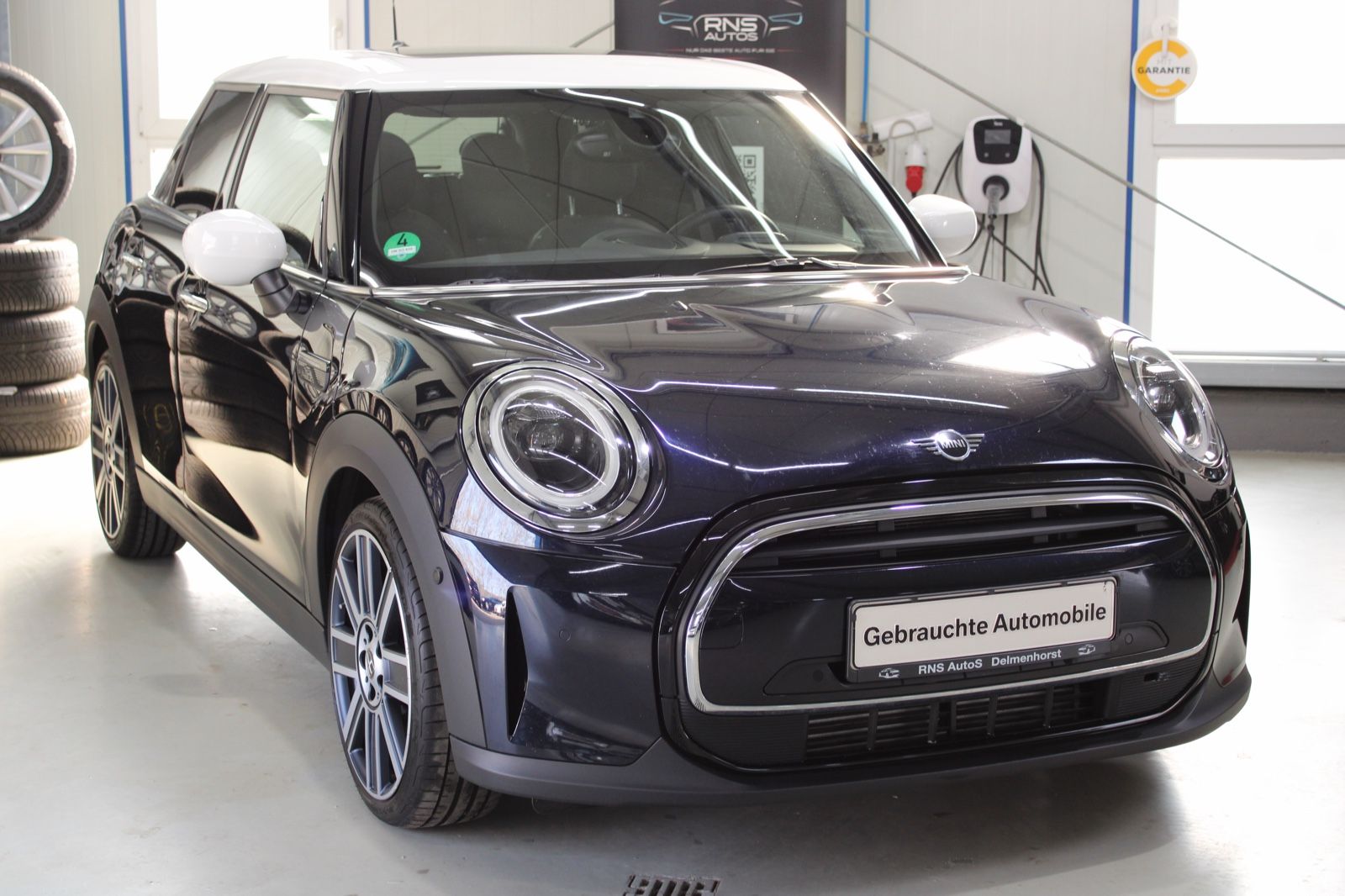 MINI Cooper Yours - Samsaru's Car Outlet