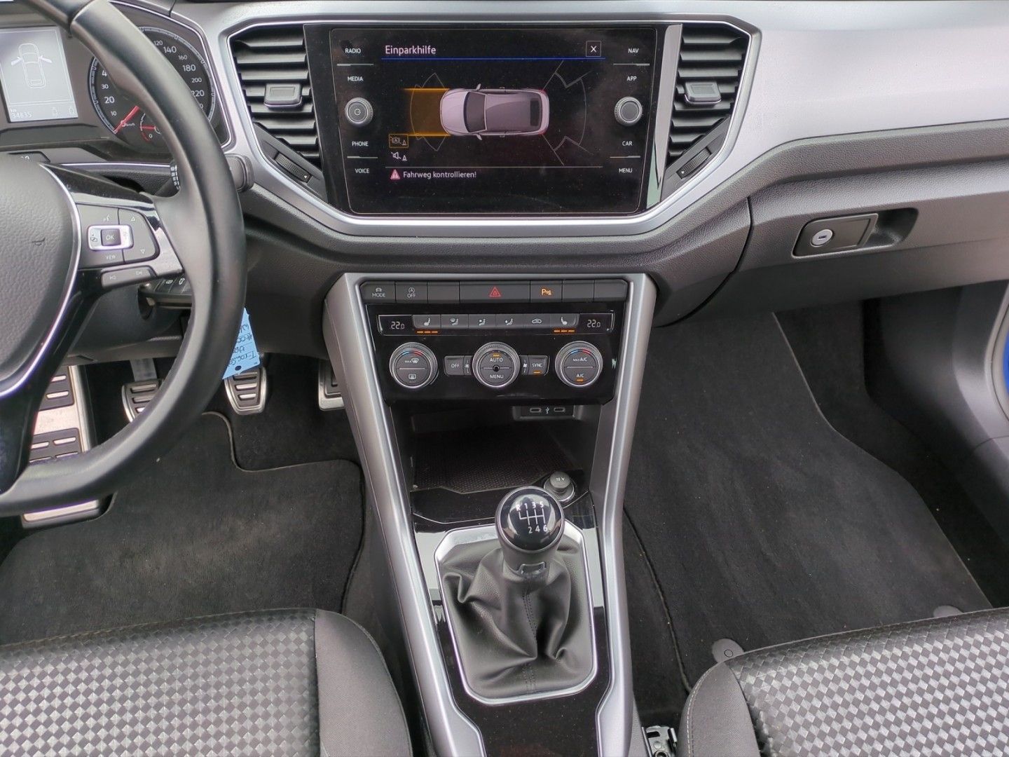 Volkswagen T-Roc ACTIVE 1.0TSI - Samsaru's Car Outlet