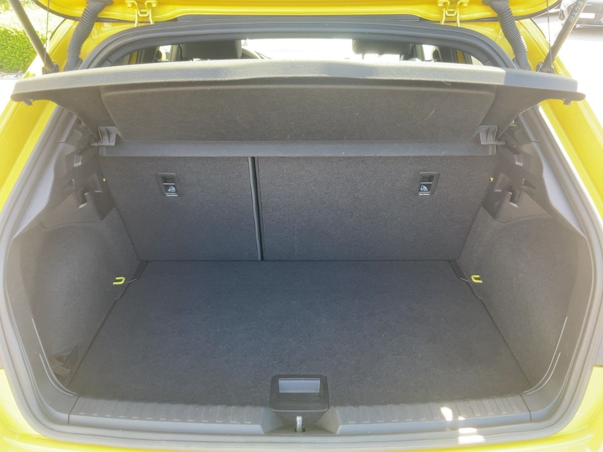 Audi A1 Sportback 30 TFSI S-LINE - Samsaru's Car Outlet