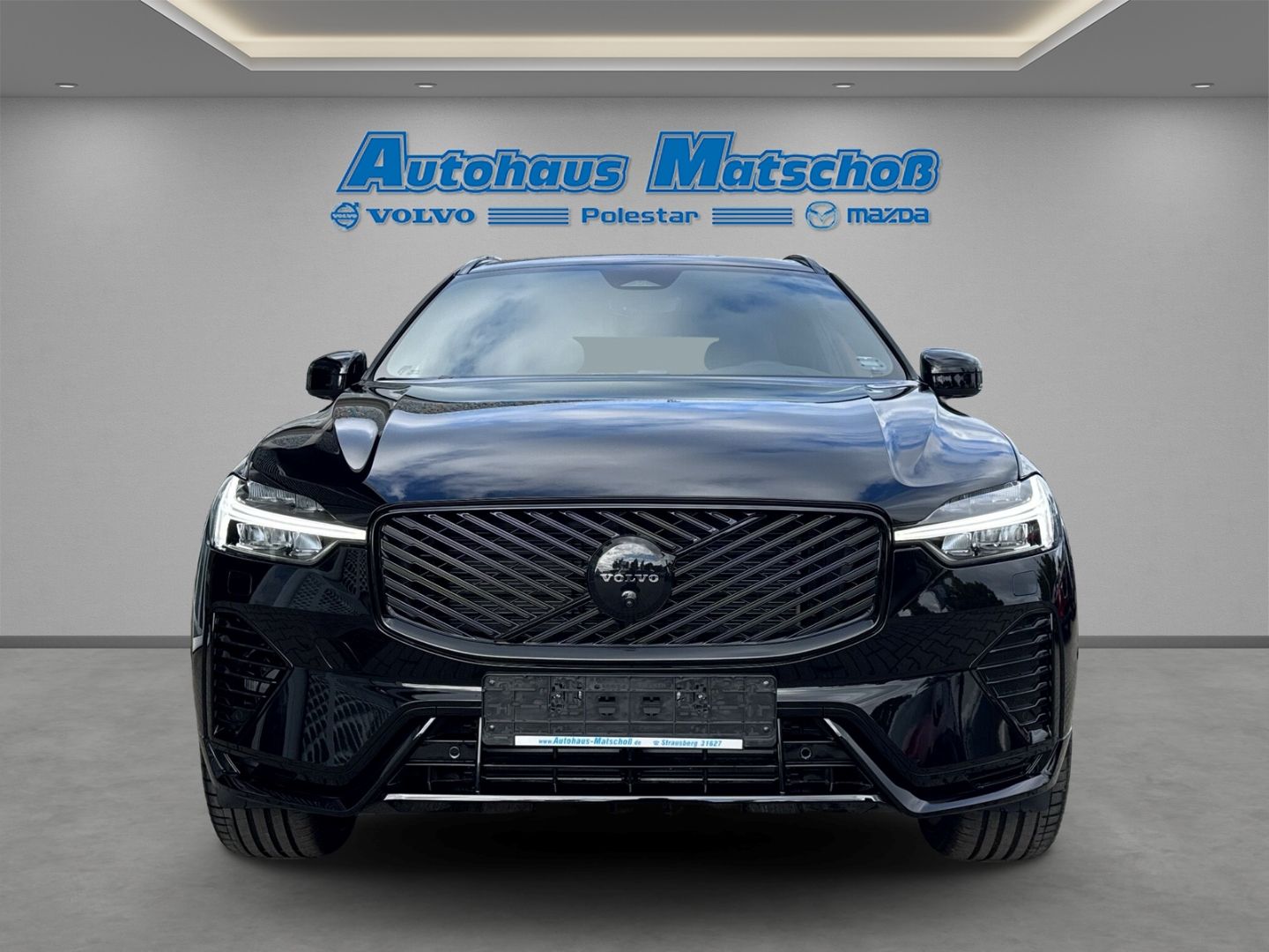 Volvo XC60 Ultra Black Edition Recharge Plug-In Hybrid