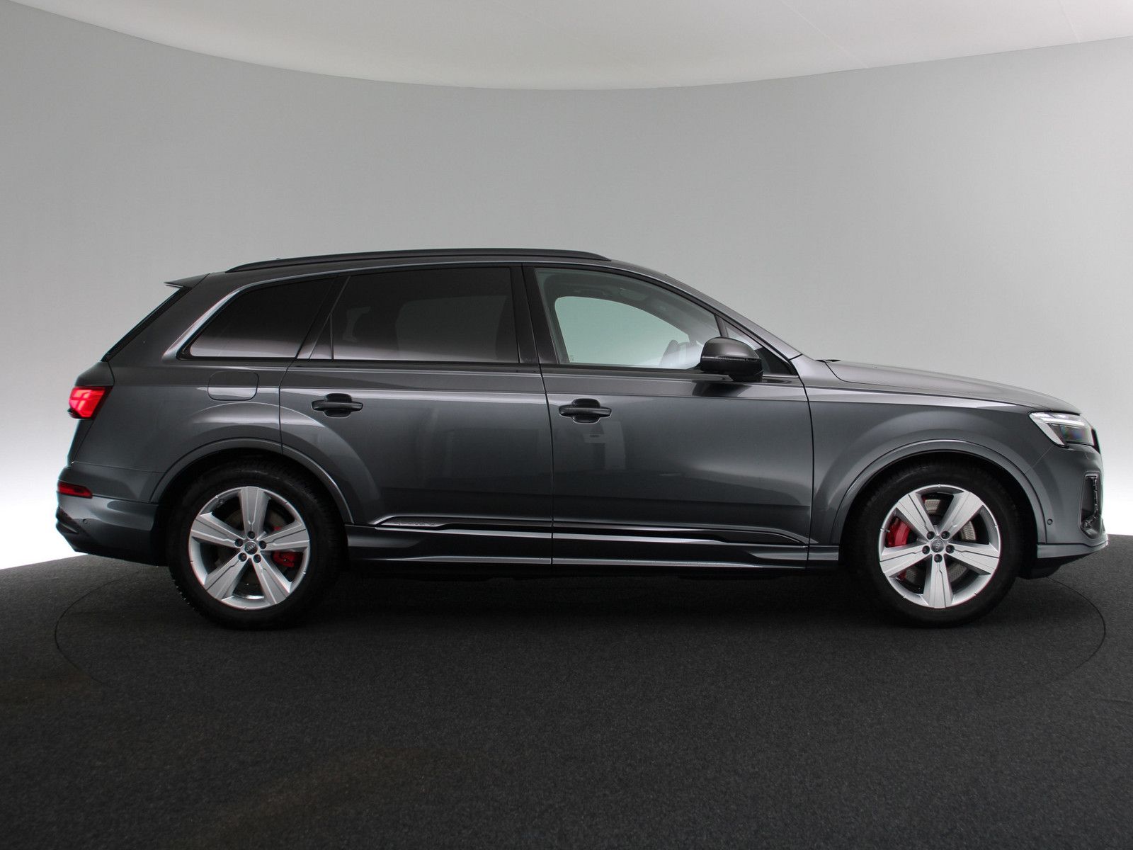 Audi Q7 60 TFSI e quattro S line AHK 360° PANO B&O