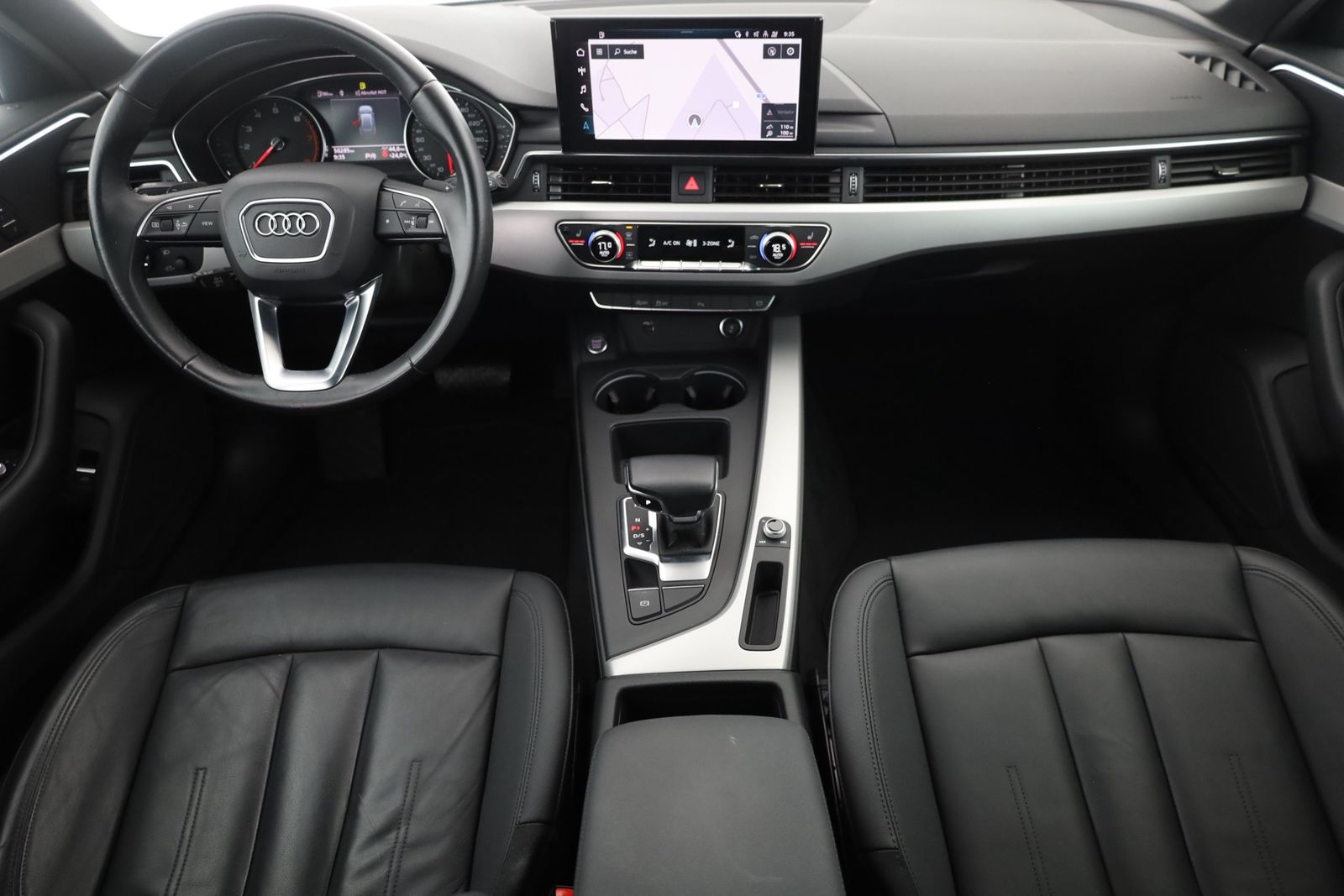 Audi A4 Avant 35 TFSI S-Line - Samsaru's Car Outlet