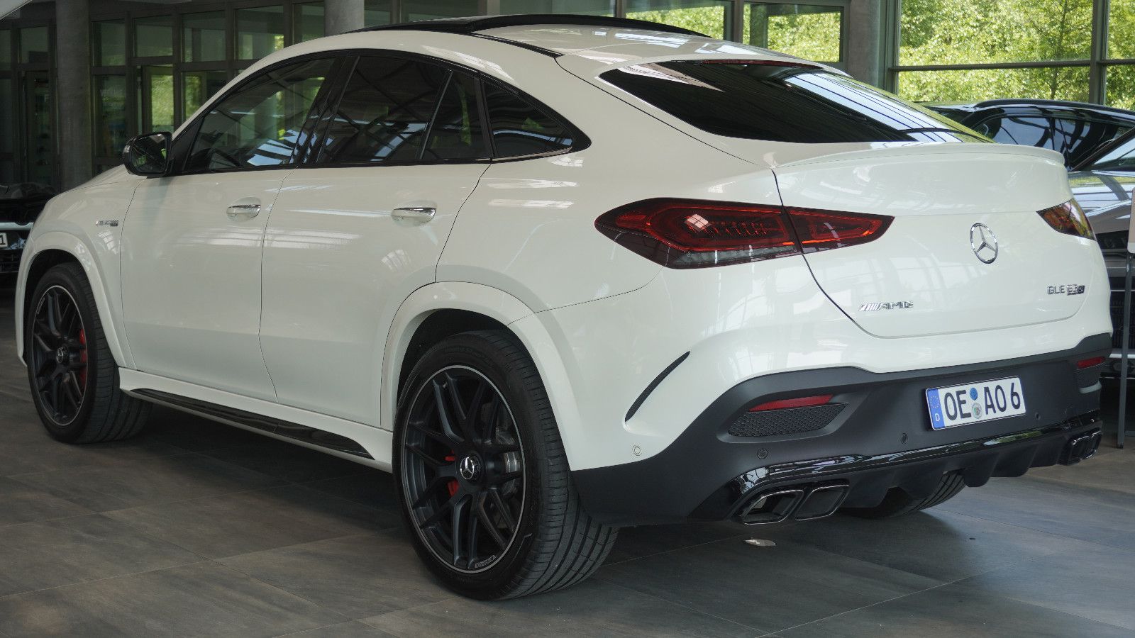 Mercedes-Benz GLE 63 S  AMG 4M*PANO*ACC*HEAD*AHK*21"