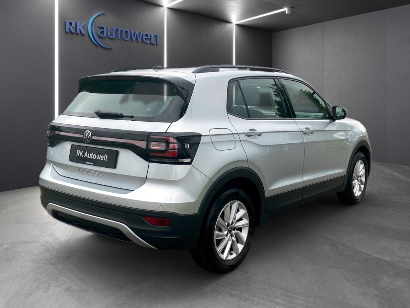 Volkswagen T-Cross 1.0 TSI Life - Samsaru's Car Outlet