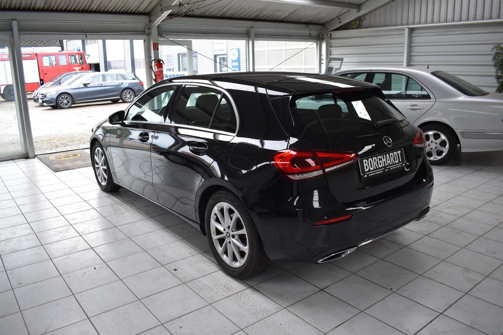 Mercedes-Benz A 180 - Samsaru's Car Outlet