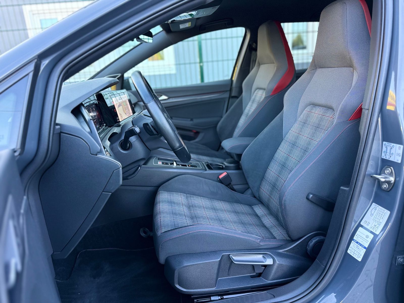 Volkswagen Golf VIII Lim. GTI - Samsaru's Car Outlet