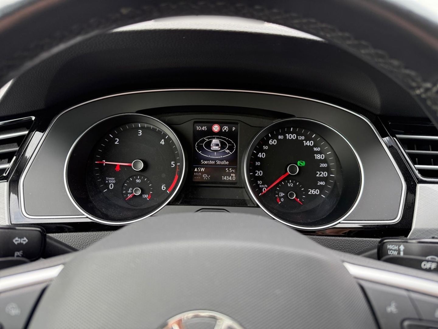 Volkswagen Passat 2.0 TDI DSG - Samsaru's Car Outlet