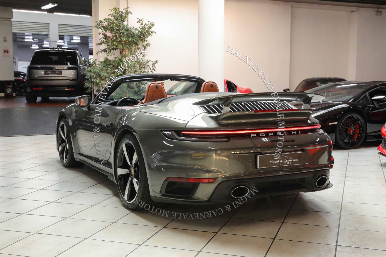 Porsche 992 Turbo S Cabriolet - Heritage - Lift - VAT