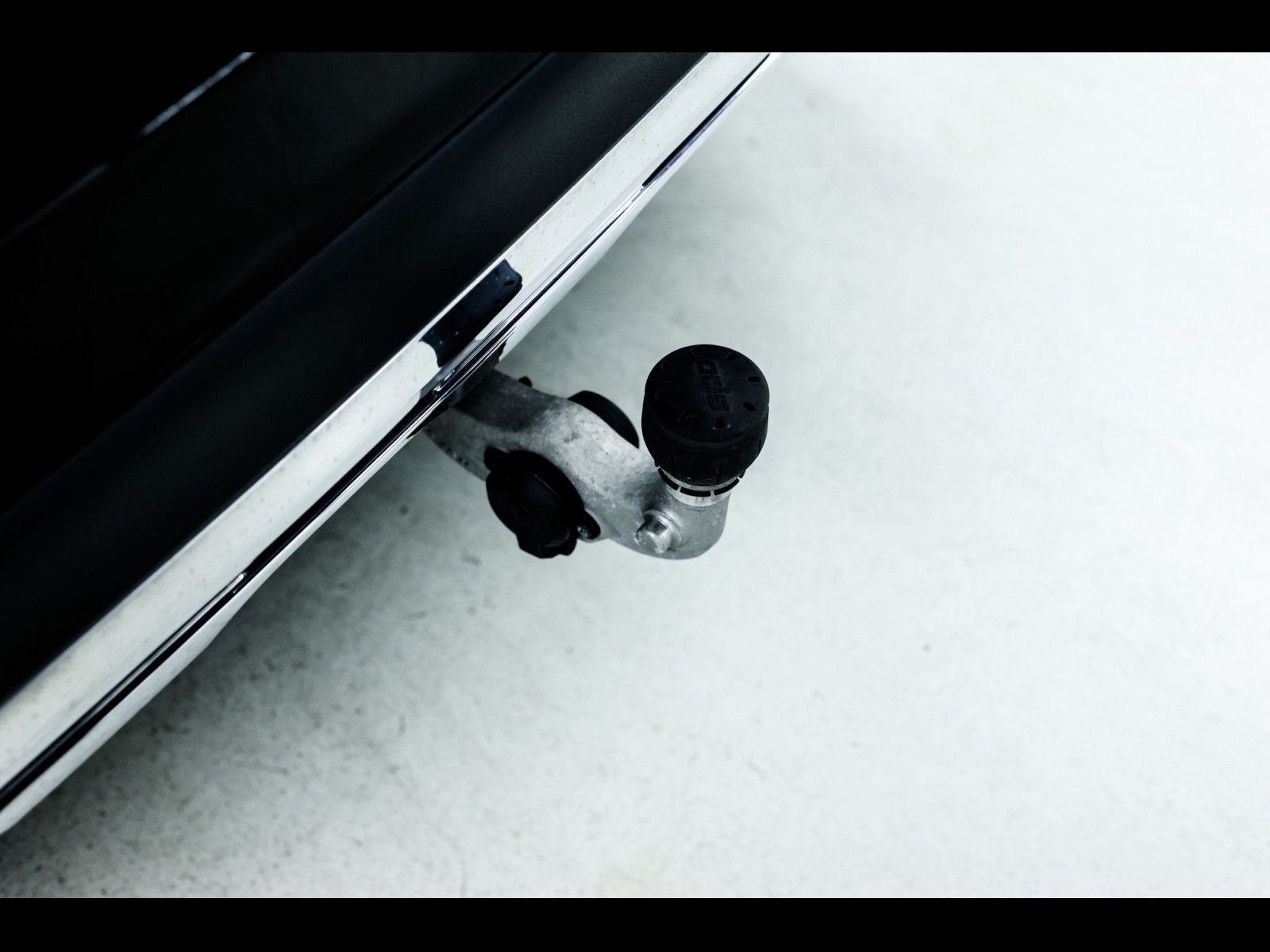 Mercedes-Benz GLC 300  DE AMG 4M°PREMIUM PLUS°BURM°AHK°DISTRO