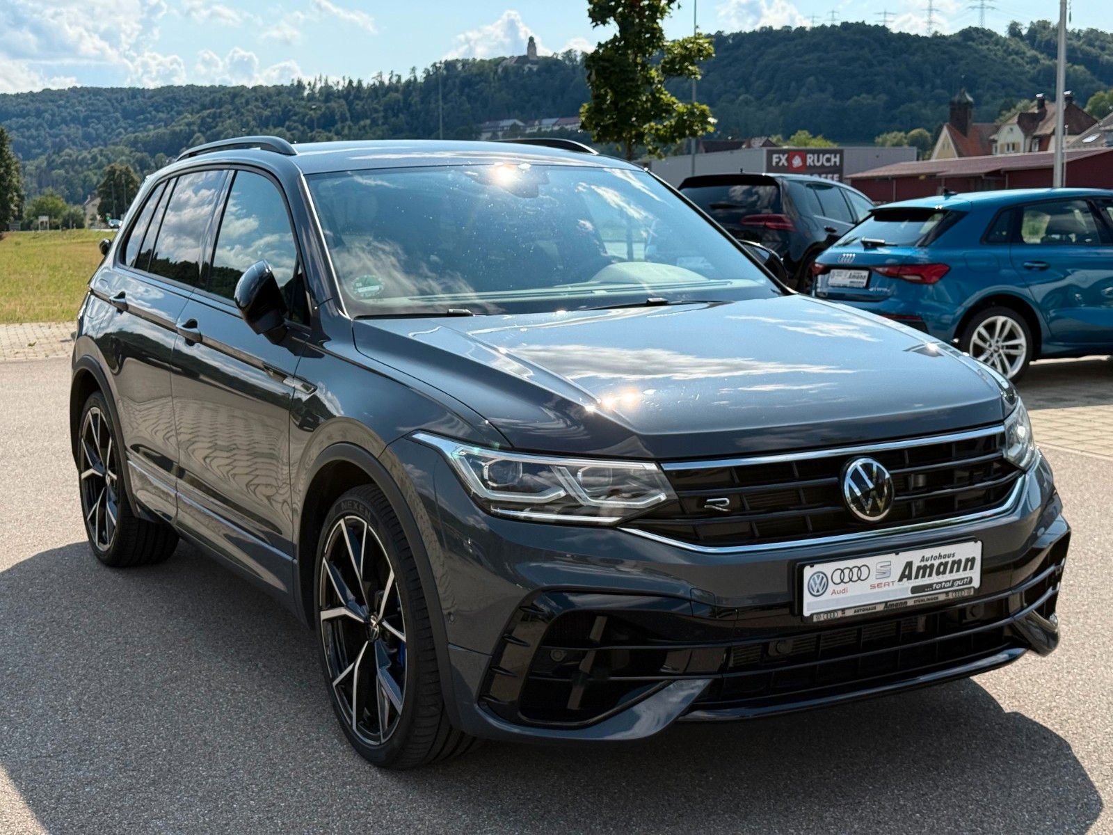 Volkswagen Tiguan R 2.0 TSI DSG 4MOTION AHK Matrix DCC