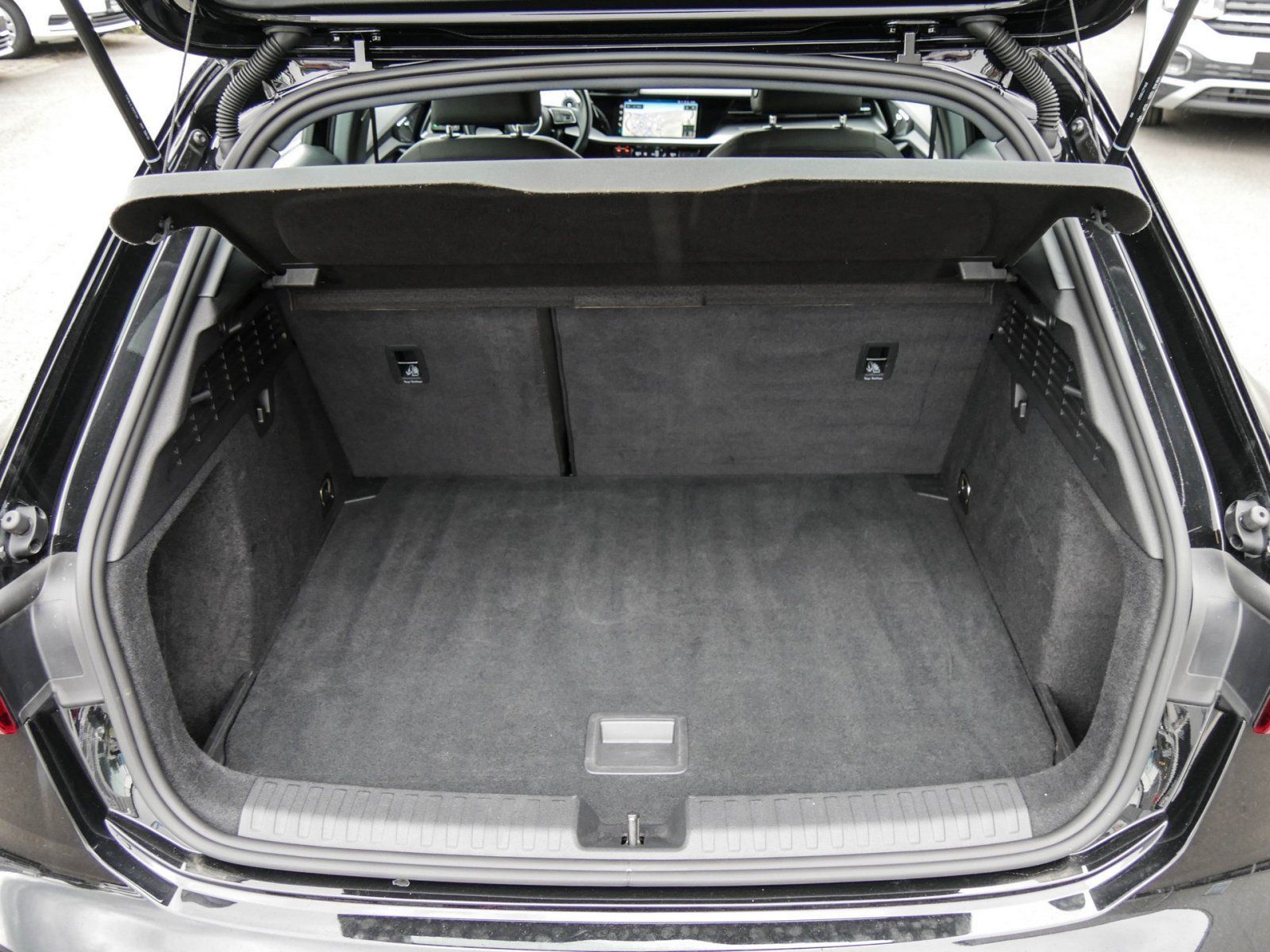 Audi A3 Sportback 30 TDI S-Line - Samsaru's Car Outlet