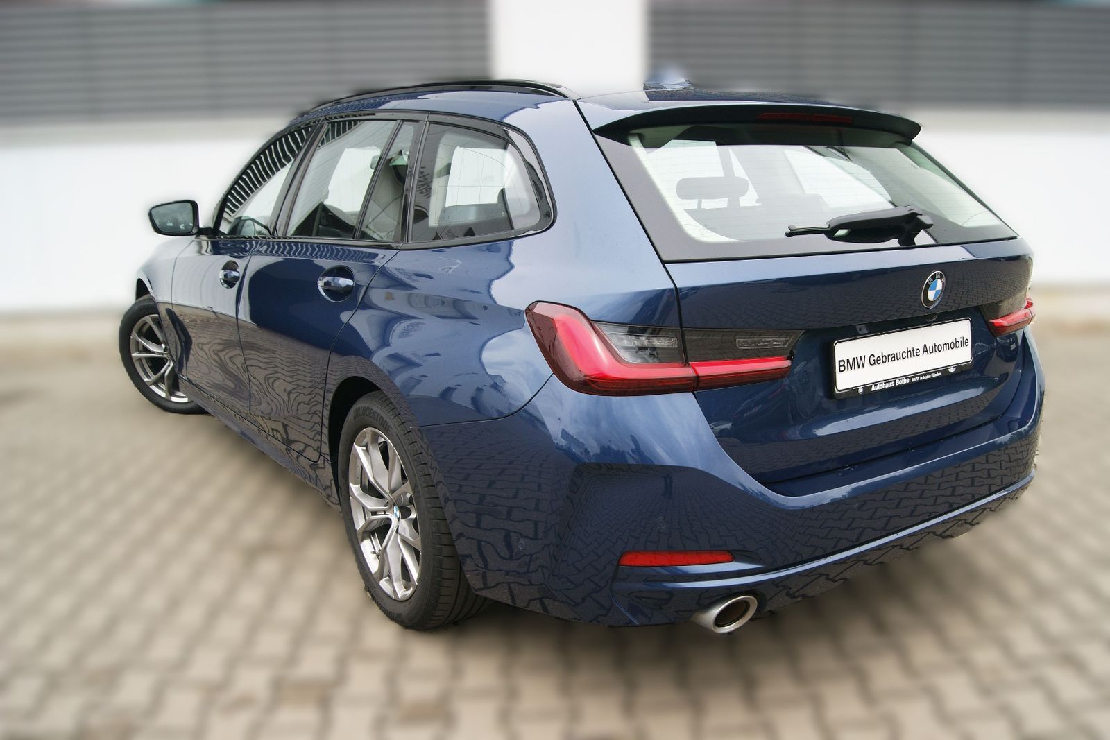 BMW 320i TOUR SPORT - Samsaru's Car Outlet