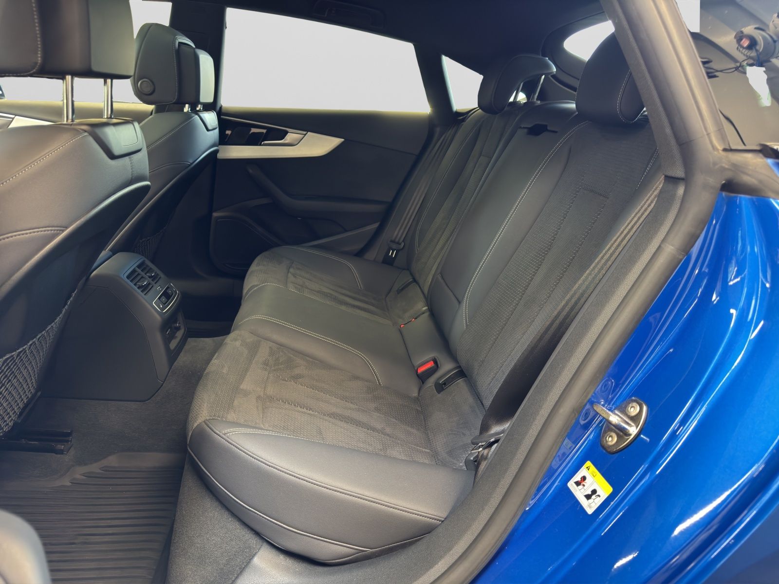 Audi A5 Sportback 45 TFSI quattro S line HuD Pano AHK
