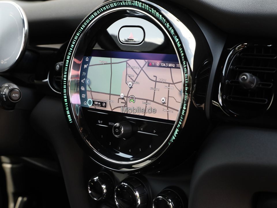 MINI Cooper SE Classic - Samsaru's Car Outlet