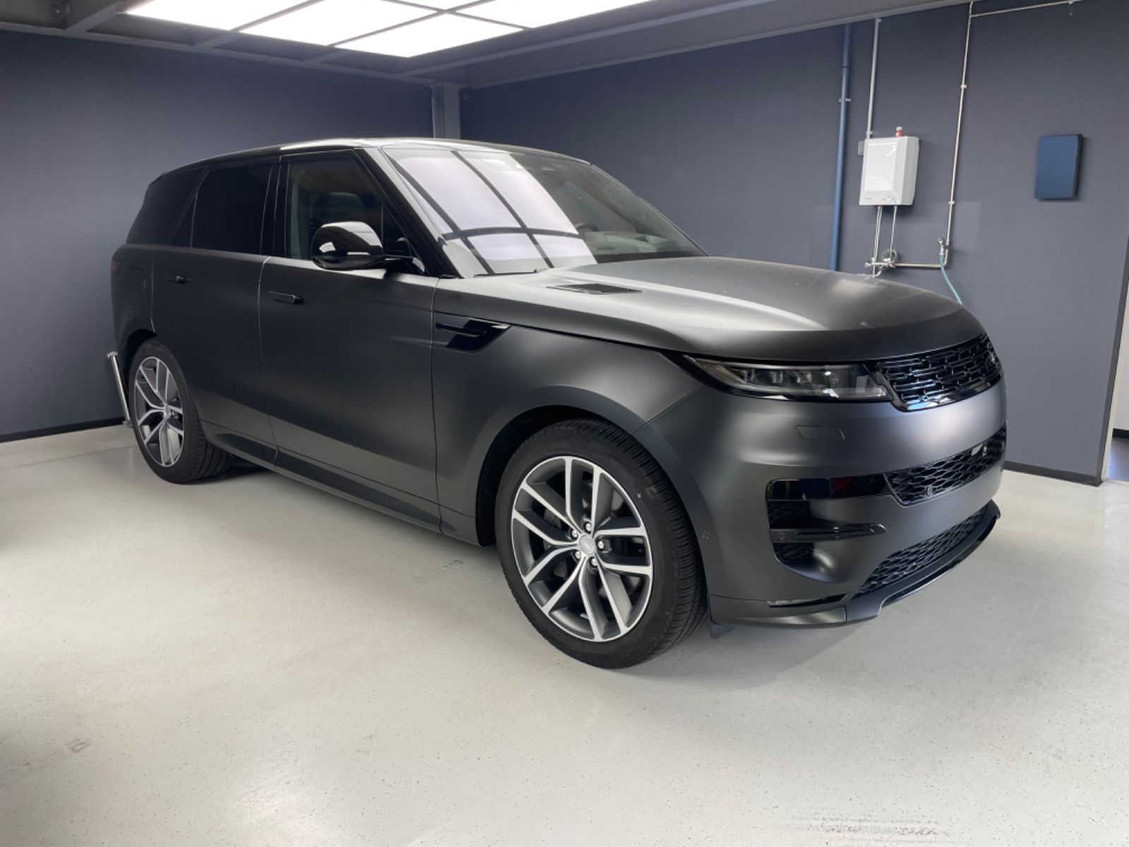 Range Rover Sport P530 First Editon Autobio - Samsaru's Car Outlet