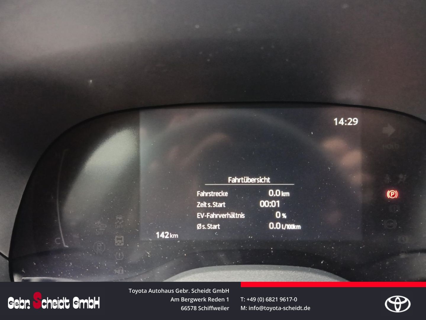 Toyota Yaris Cross Hybrid Apple CarPlay  Android Auto L