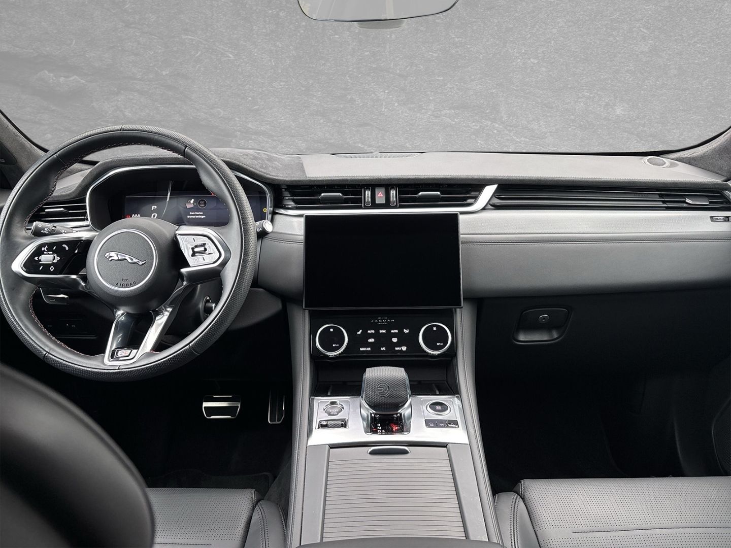 Jaguar F-Pace P550 SVR 22'' Pano HUD AHK V8