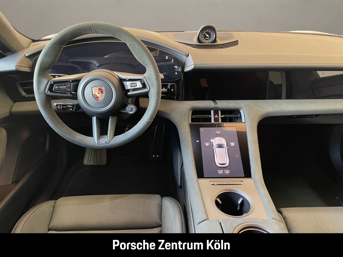Porsche Taycan GTS Sport Turismo HA-Lenkung InnoDrive