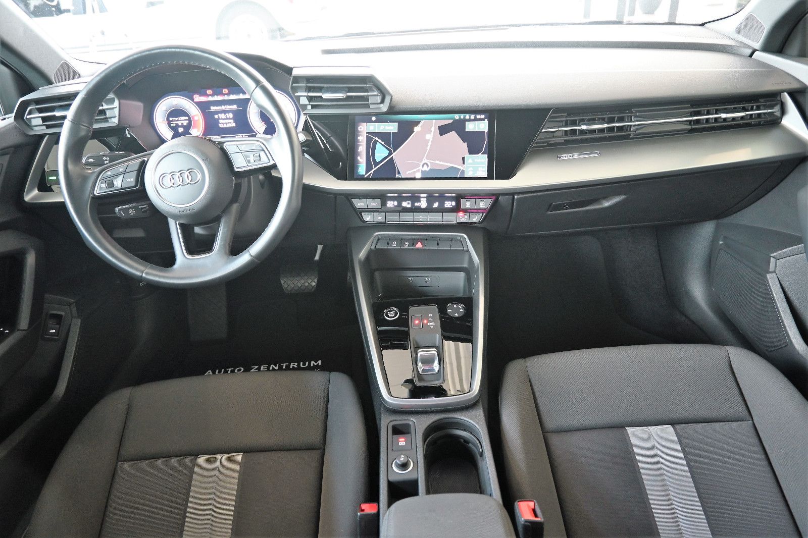 Audi A3 Limousine 35 TDI advanced Navi Virtual PDC 17