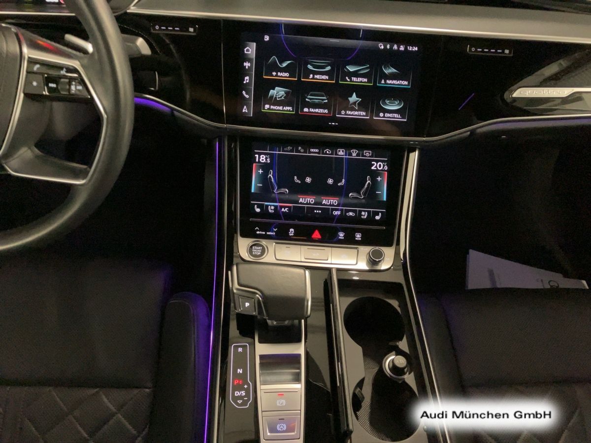 Audi A8 60 TFSI e qu. Technologie - Samsaru's Car Outlet