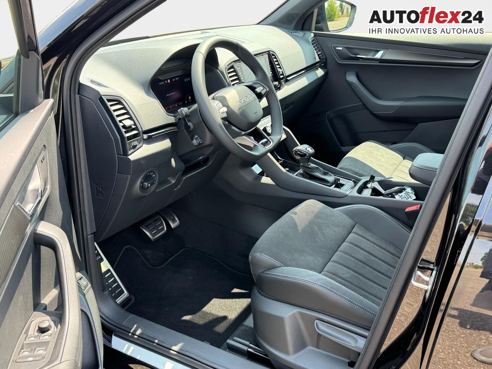 Skoda Karoq Sportline 2,0 TSI 4x4 DSG Leder 2ZKlima...