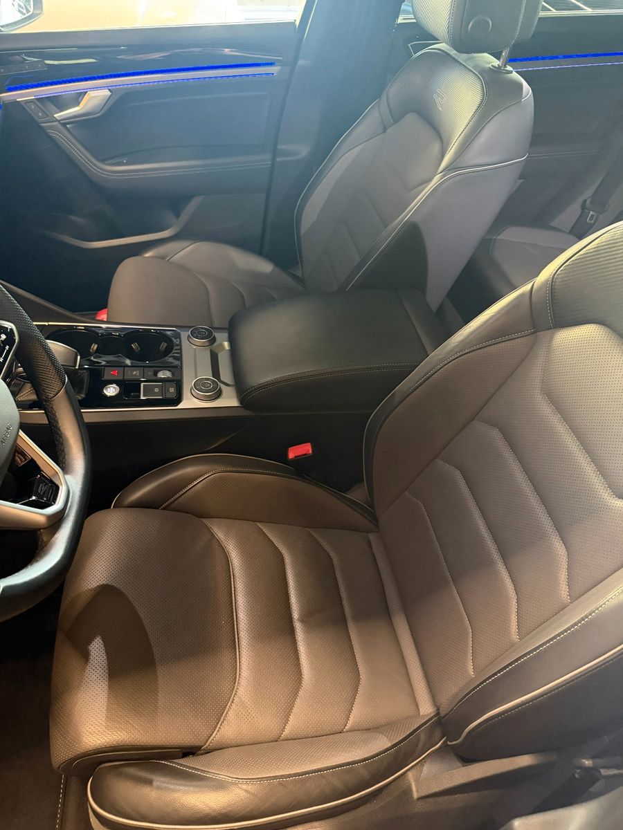 Volkswagen Touareg R-Line 4Motion*GARANTIE*ALLWETTER*VOLL*