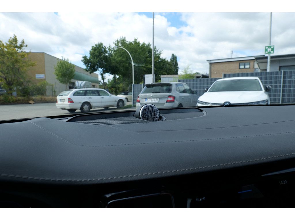 Volvo S60 Lim. T8 Ultimate Dark Recharge Plug-In Hybri