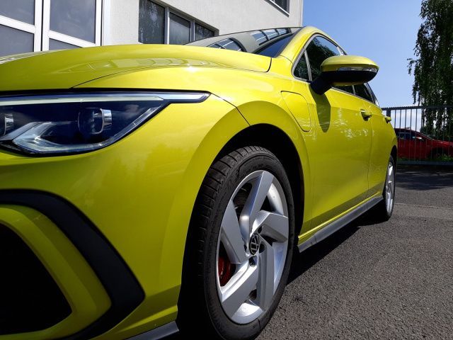 Volkswagen Golf GTE 1.4 eHybrid - Samsaru's Car Outlet