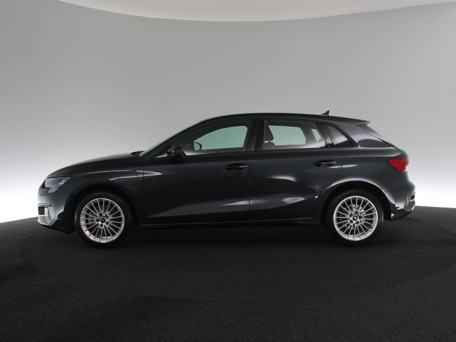 Audi A3 Sportback 40 TFSI e advanced NAVI SHZ PDC