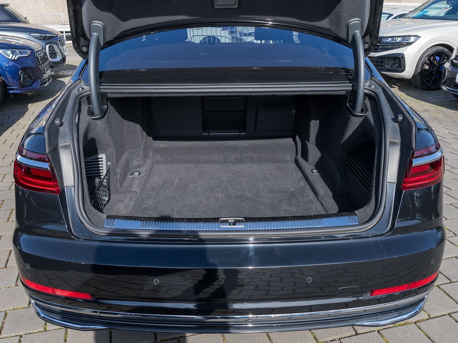Audi A8 50 TDI Q - Samsaru's Car Outlet