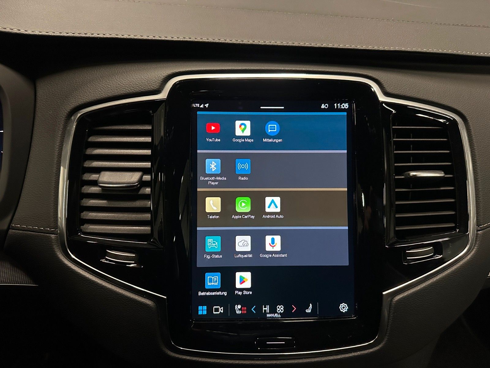 Volvo XC90 Ultra Dark Recharge AWD*20Zoll*B&W*7-SITZE*