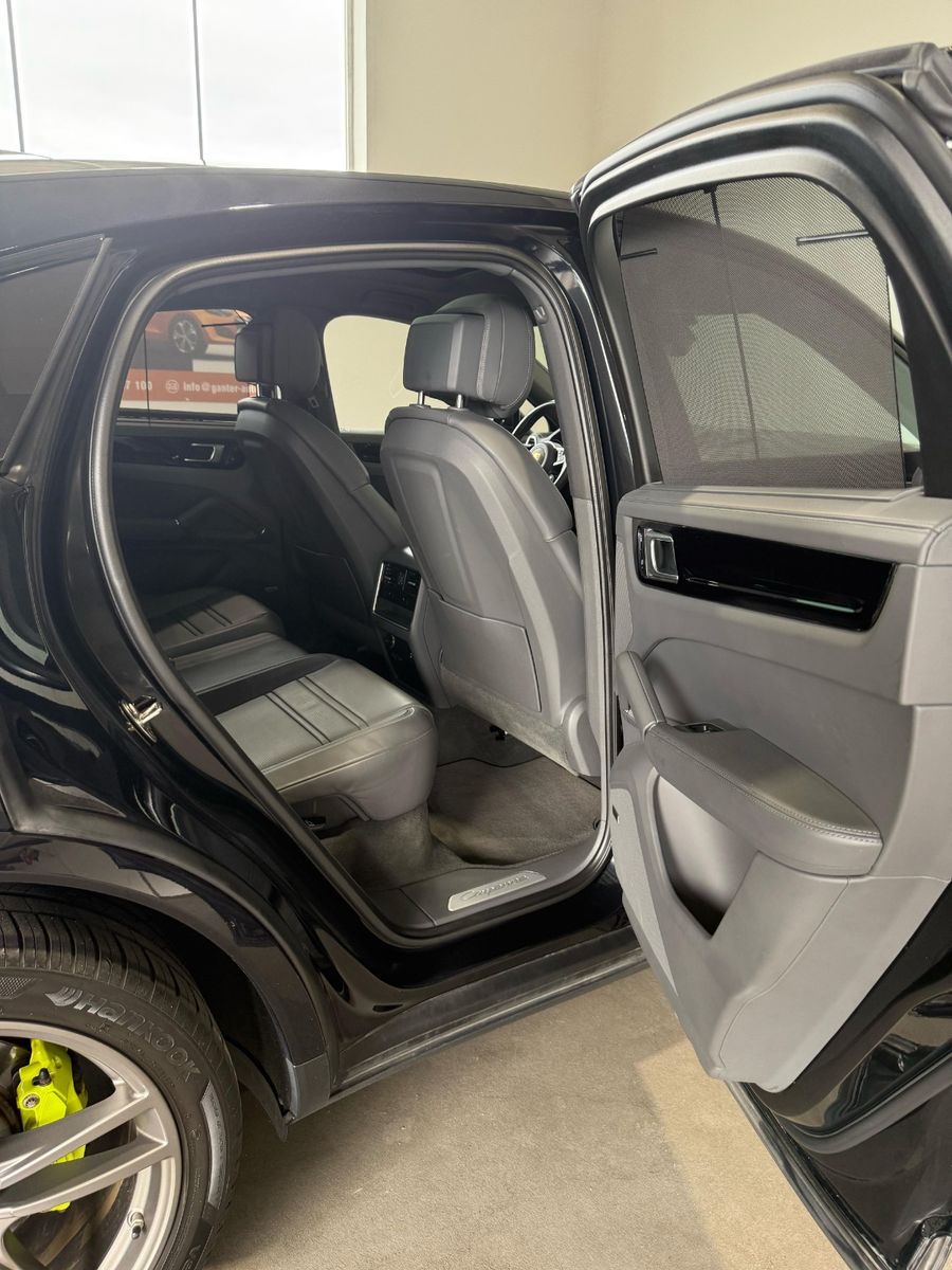Porsche Cayenne Coupe E-Hybrid AHK+PANO+HUD+BOSE+360KAM