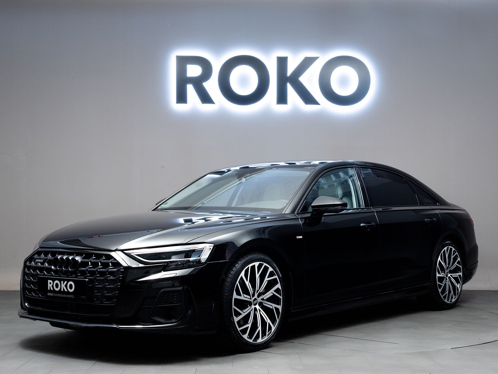 Audi A8 S-Line - Samsaru's Car Outlet