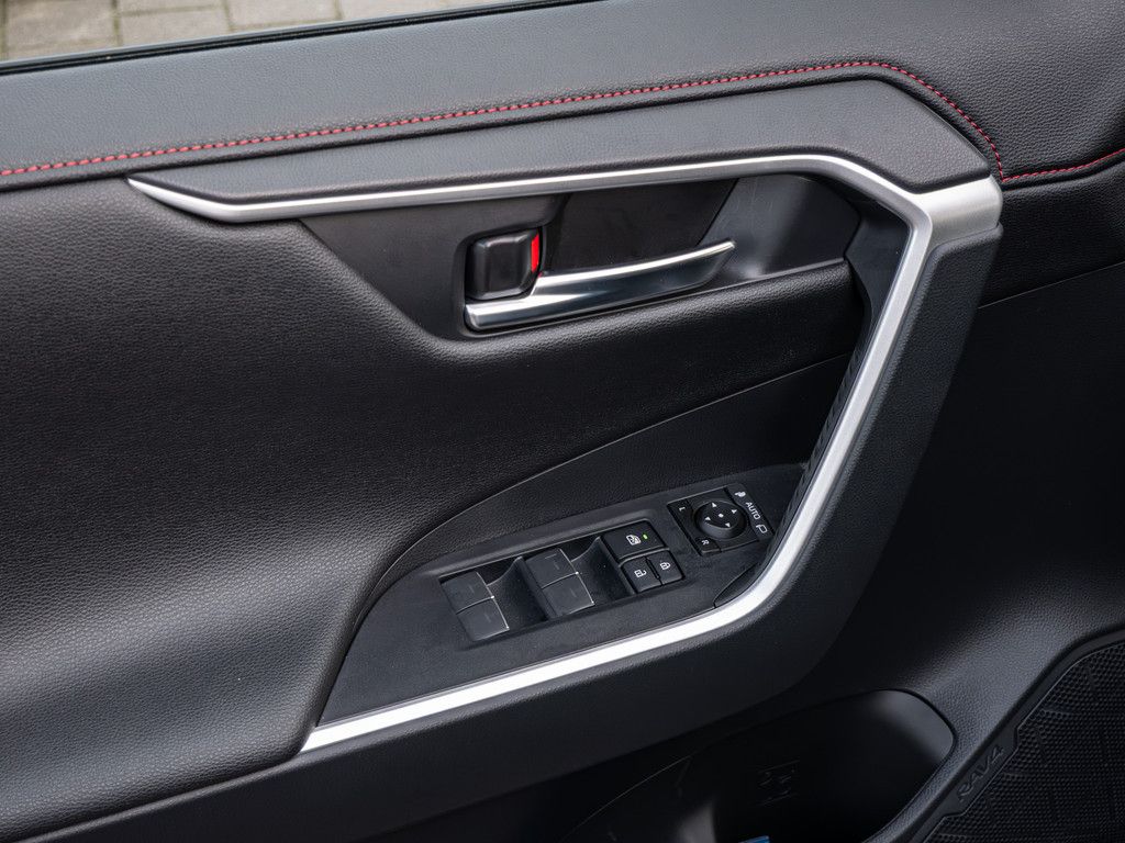 Toyota RAV4 2.5 Plug-in Hybrid 4x4 Teamplayer ACC LED