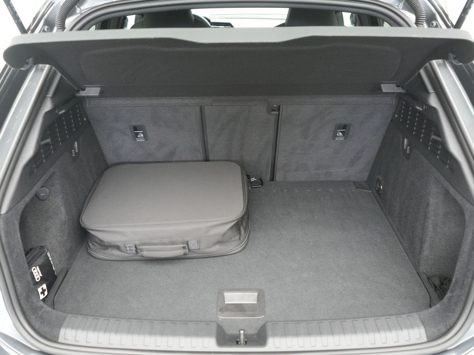 Audi A3 Sportback e S line - Samsaru's Car Outlet