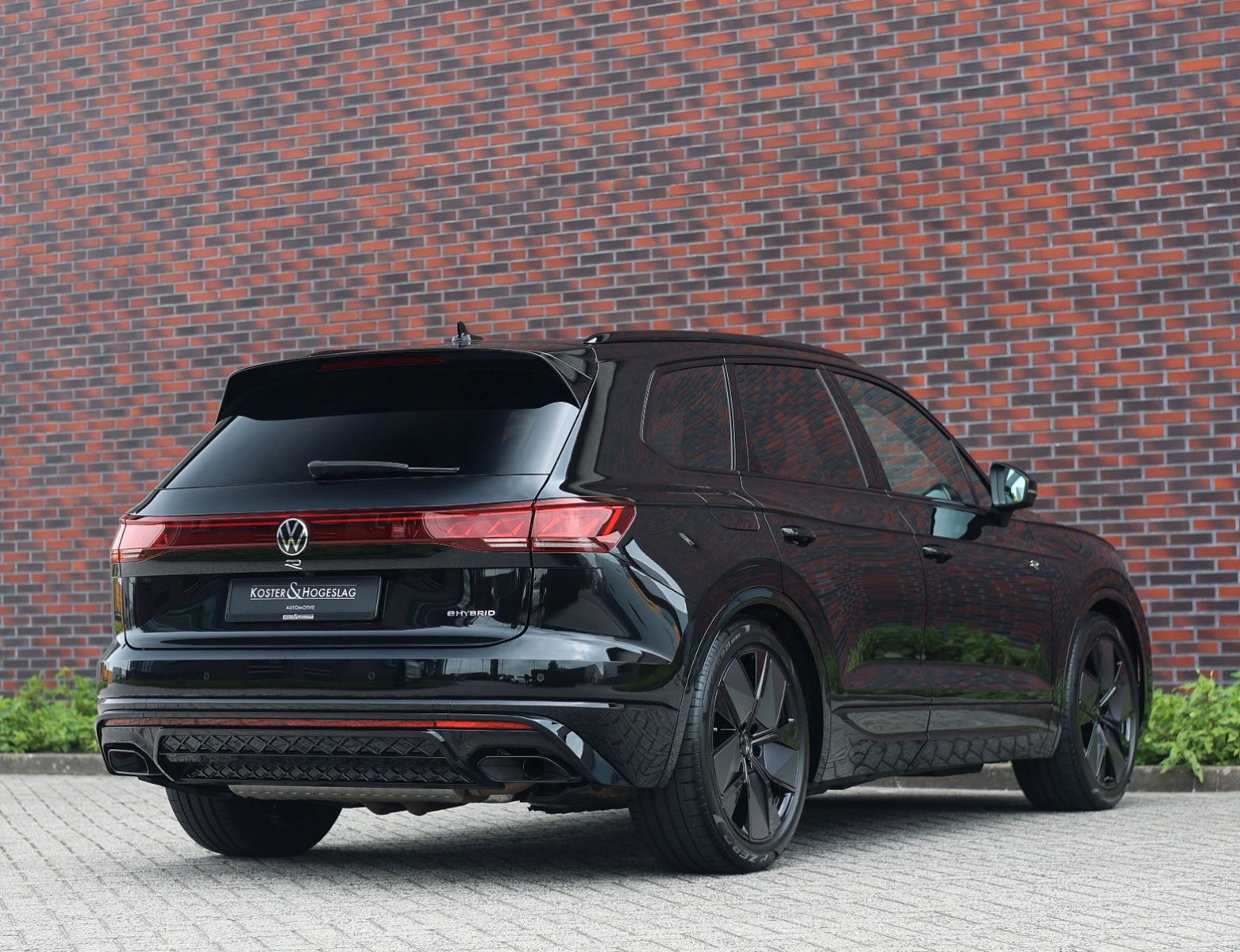 Volkswagen Touareg 3.0 TSI eHybrid 4Motion R