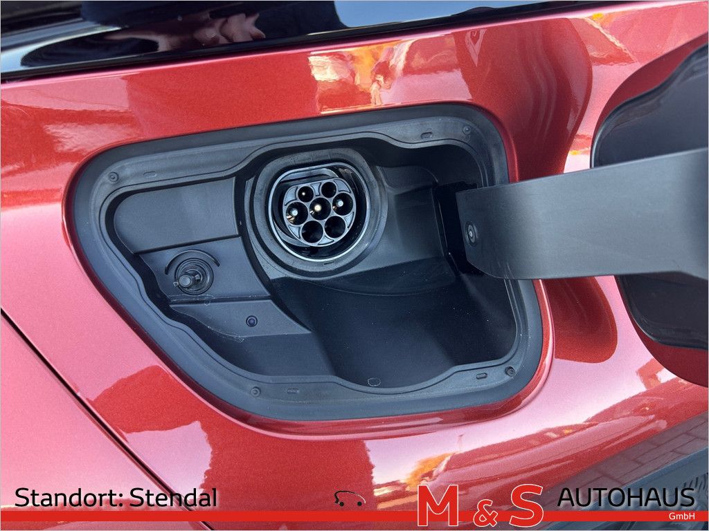 Toyota C-HR 2.0 Plug-In Hybrid Teampl Technik-Paket