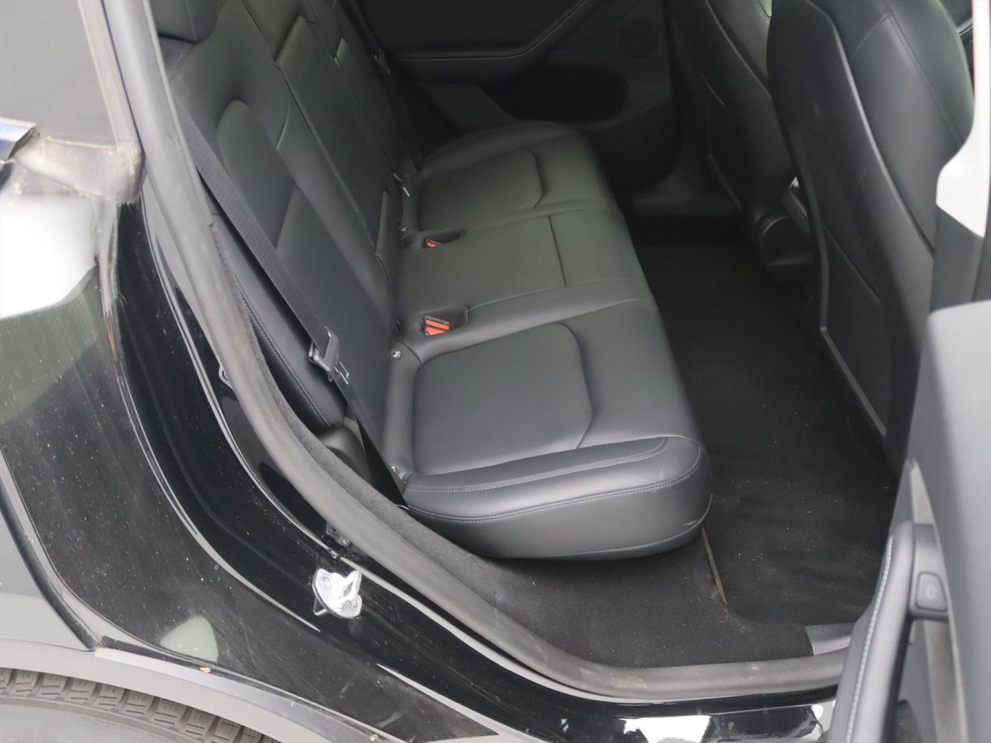 Tesla Model Y Long Range AWD 351pk [ AMD RYZEN+AUTOPIL