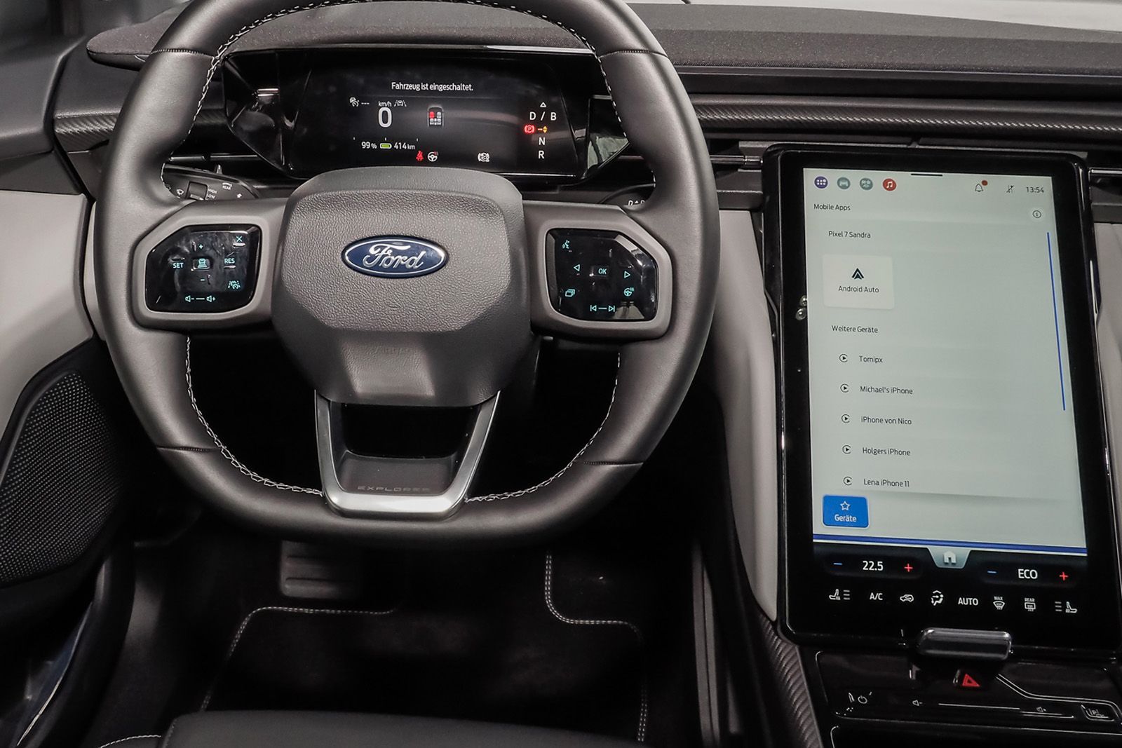 Ford Explorer Premium 79kWh Elektro AWD+Panorama+Assi