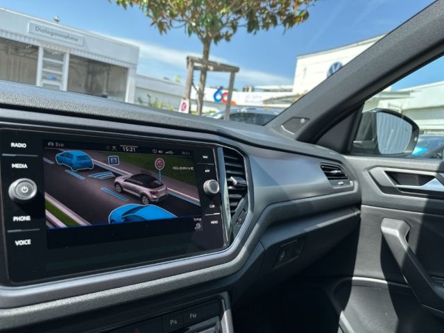 Volkswagen T-Roc R-Line - Samsaru's Car Outlet